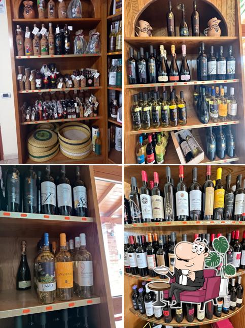 Gli interni di La Cantinetta Sanfilippo