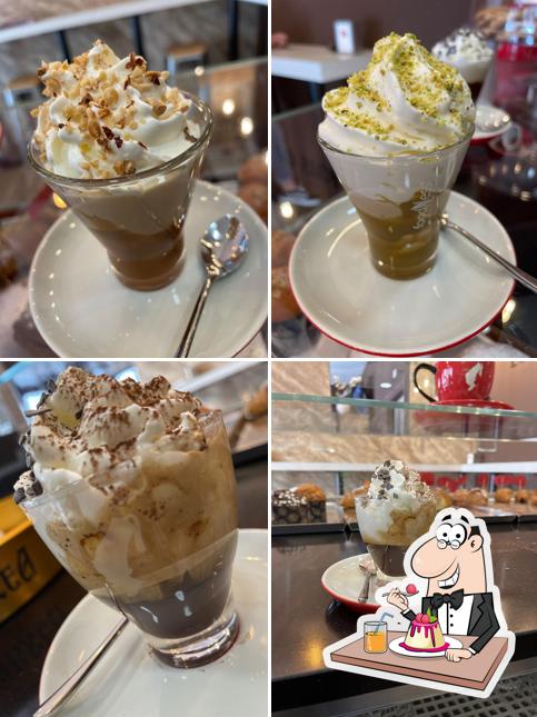 Lo storico bar offre un'ampia selezione di dessert