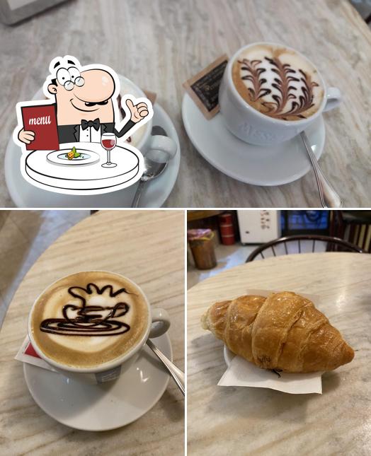 Tra le diverse cose da Piccadilly bar degustazione si possono trovare la cibo e bevanda
