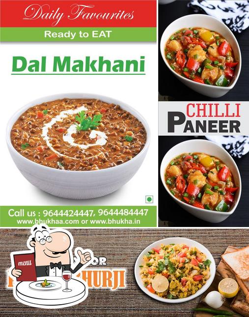 Food at Food delivery in train at Gwalior :-Bhukha