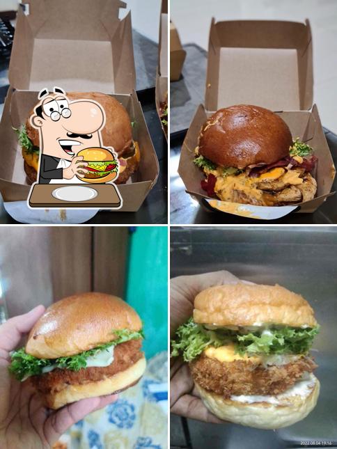 Order a burger at Louis Burger, Andheri