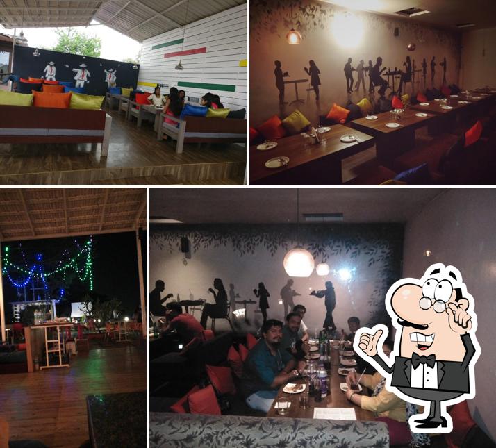 Check out how New Hangout D Garden Lounge looks inside