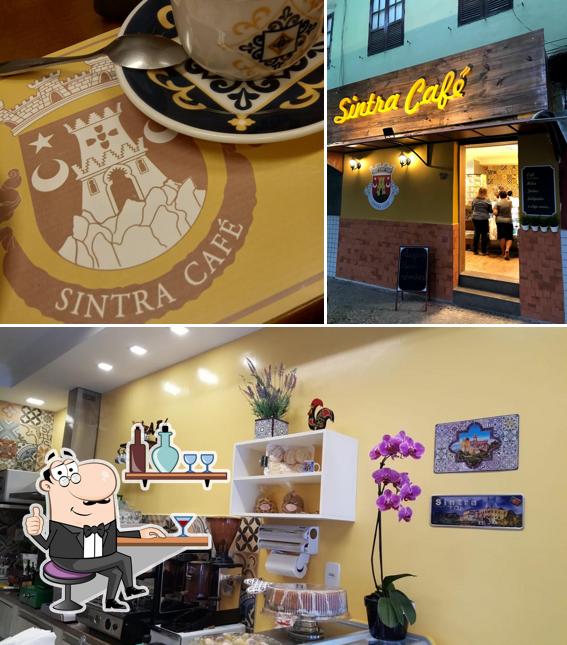 O interior do Sintra Café