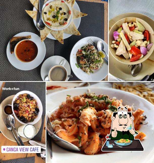 Food at GANGA VIEW CAFE