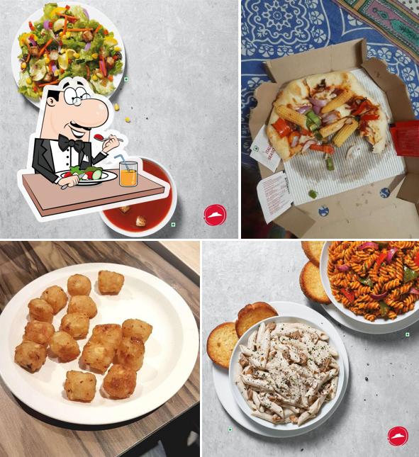 Food at Pizza Hut Velacherry, Chennai