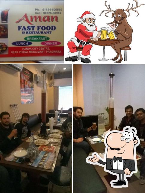The interior of AMAN FAST FOOD