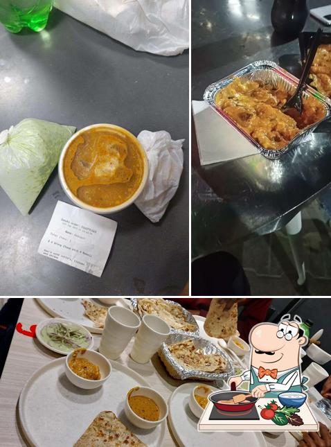 Chicken curry at Chaap Platform