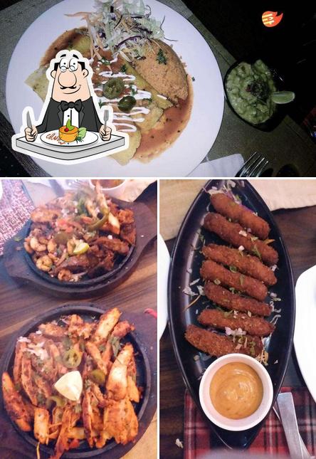 Food at De Fish House Seafood Restaurant