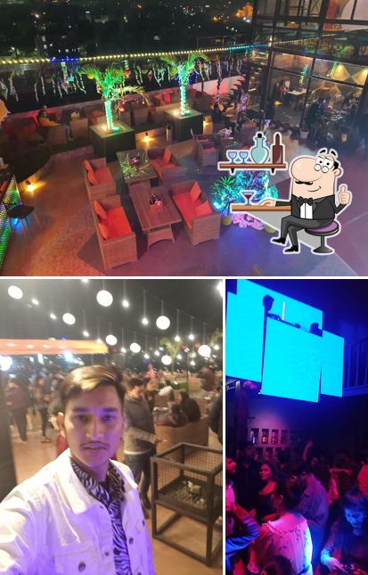 Club Illusion : The Edge of Insanity