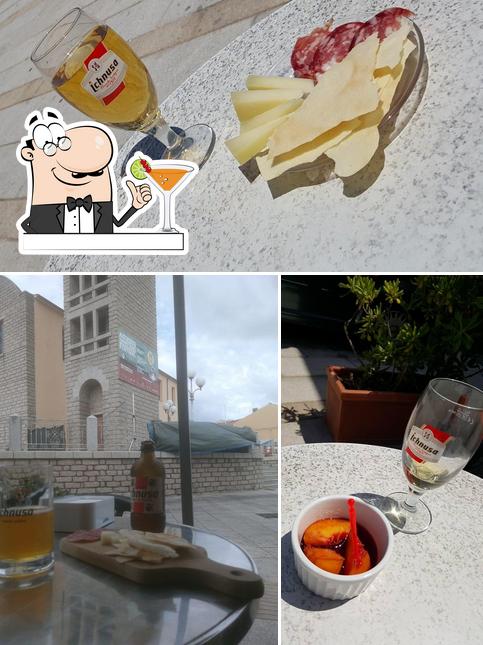 Goditi un drink dal menu