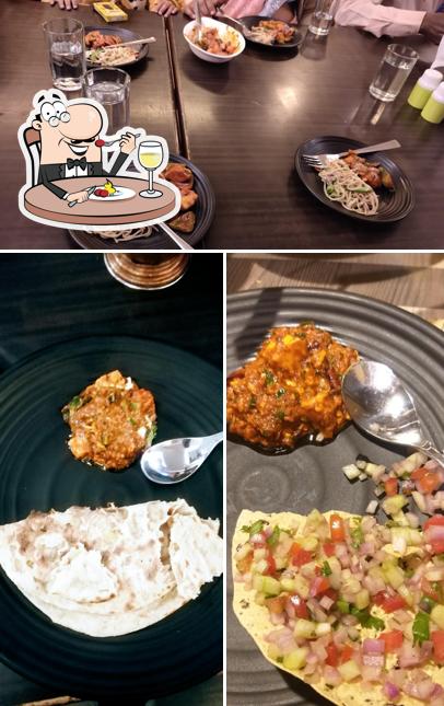 Food at Indian Chilly
