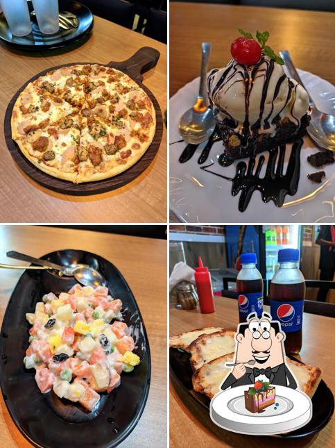 Chocolate cake at Looco's Pizza Pathiripala