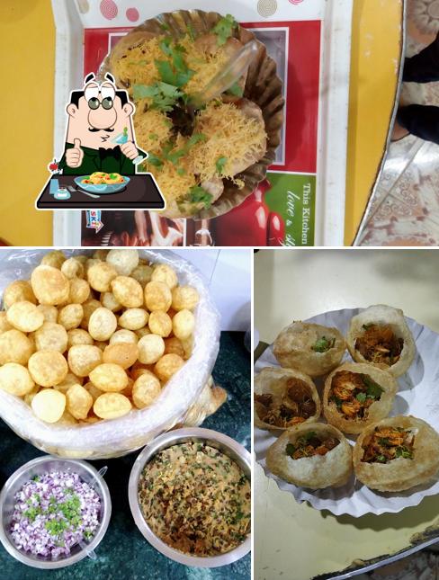 Meals at Rasraj Panipuri