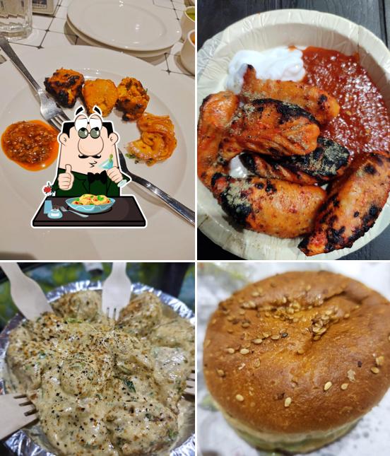 Food at Sapna momos