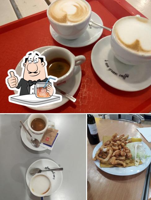 Prova un drink dal menu