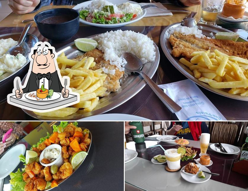 Comida em Restaurante Cia Palato