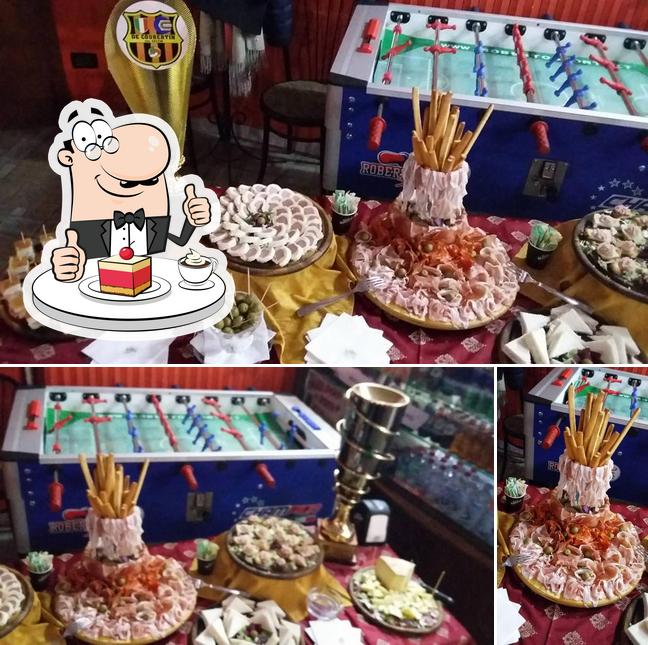 CAFFE' VECCHIA POSTA DI PATITUCCI GIUSEPPINA offre un'ampia varietà di dolci