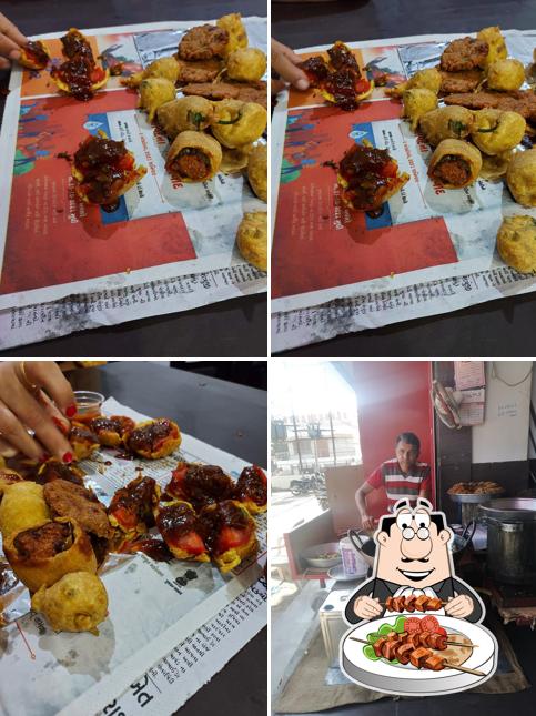 Food at Jai Hind Bhajiya