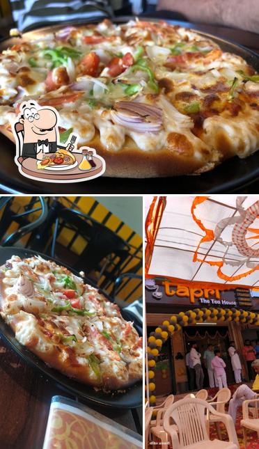 Order pizza at Tapri Cafe