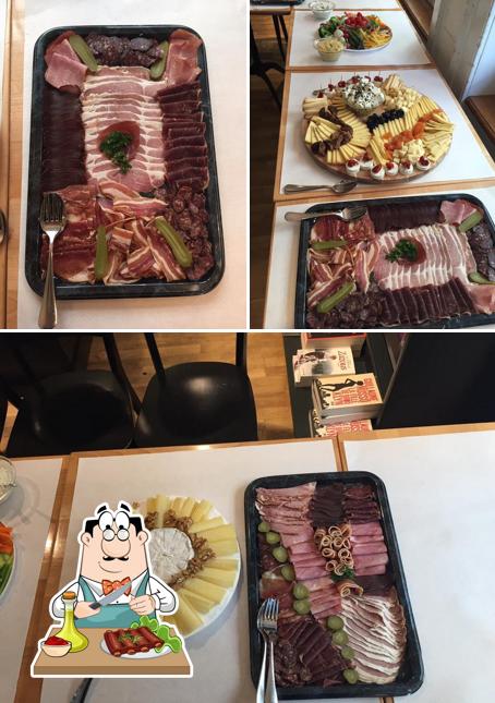 Scegli i un pasto a base di carne a Café Littéraire Im Stauffacher