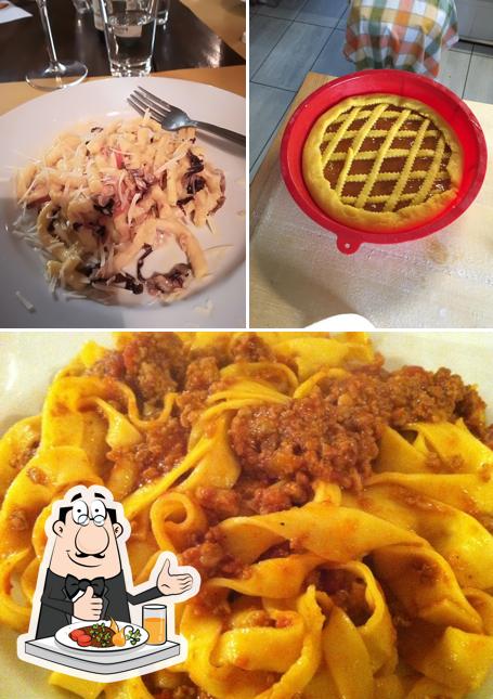 Spaghetti alla carbonara al Osteria Il Cafè Di Zolino Srl