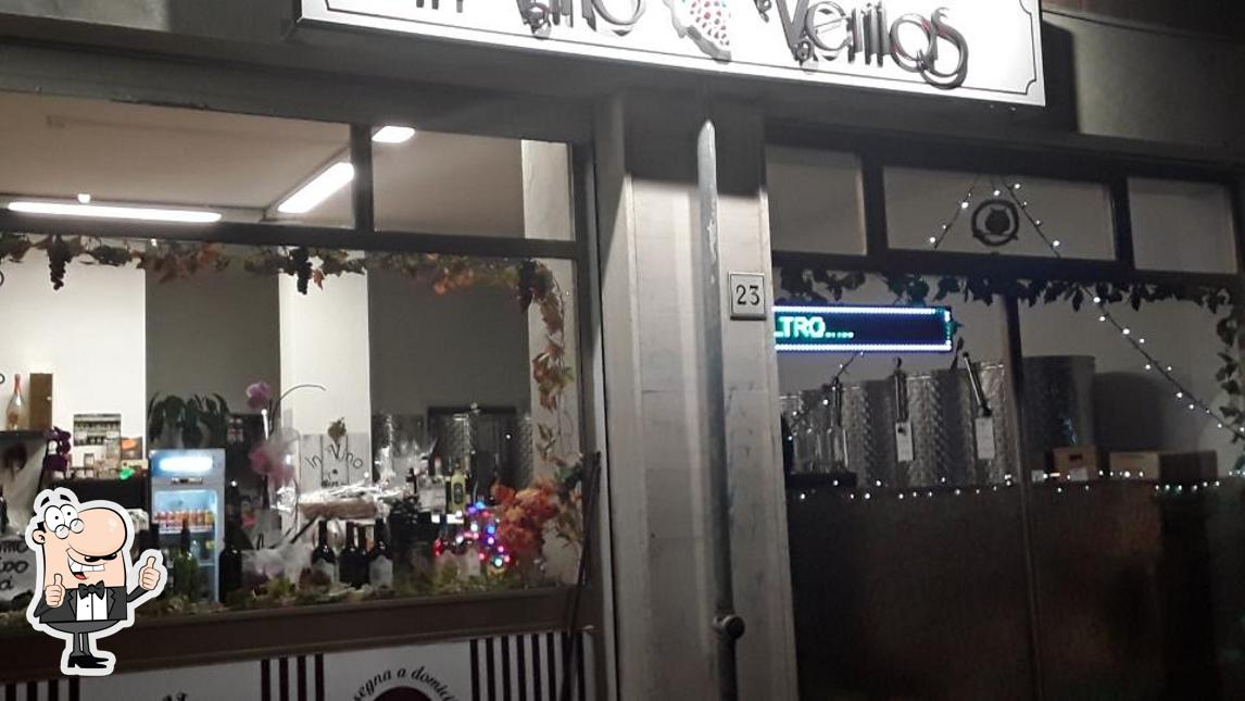 Guarda la foto di In Vino Veritas Livorno