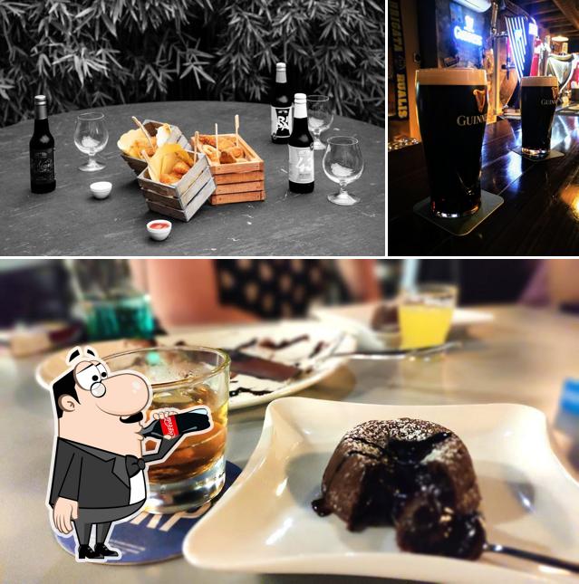 La foto di bevanda e seo_images_cat_44 da La Tana live Pub