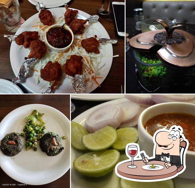 Food at Shabari Hotel