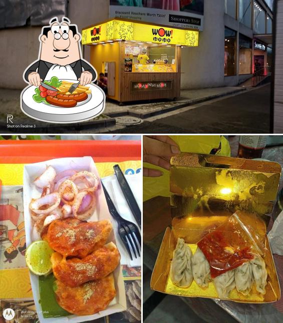 The image of food and exterior at WOW! Momo