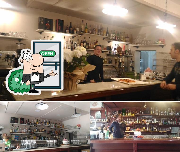 Gli esterni di Azimut Cafe