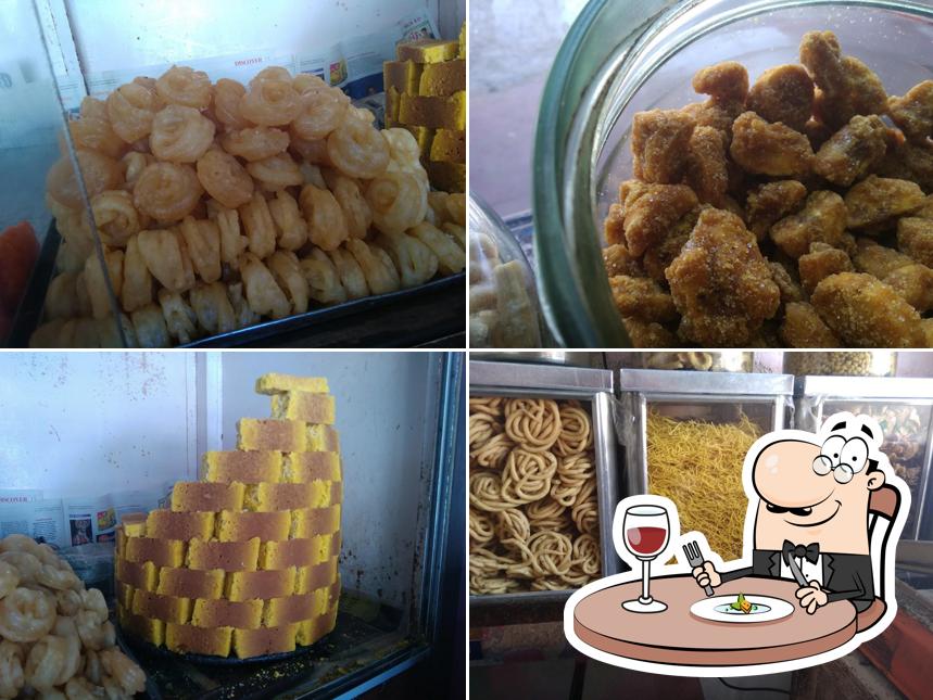Meals at Dhasan Bakery