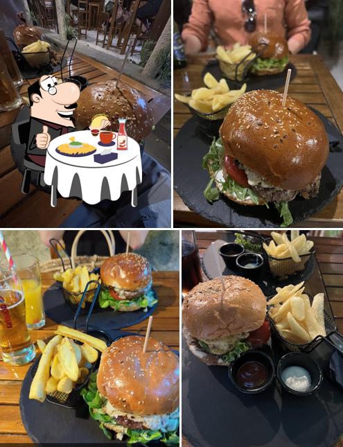 GreenGarden - Burger Bar offre un'ampia quantità di opzioni per gli amanti dell'hamburger
