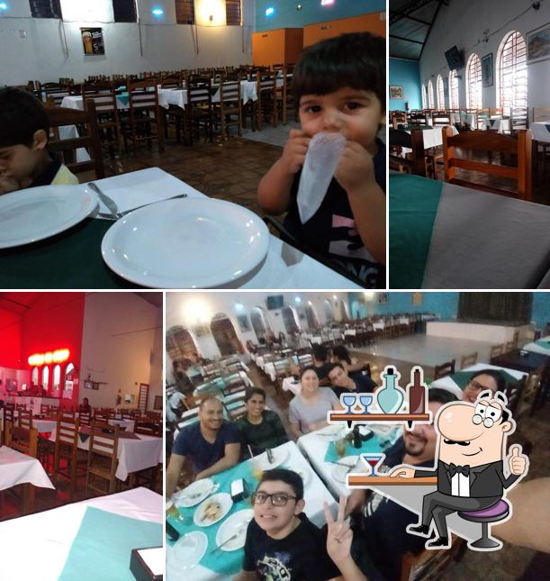 Veja imagens do interior do Bar e Restaurante Castelo do Chopp