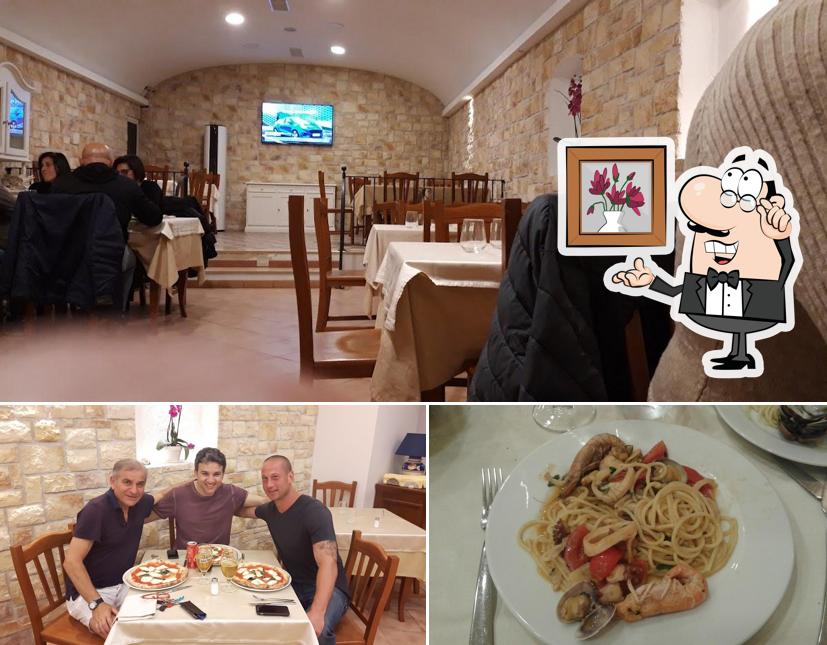 Il Grottone si caratterizza per la interni e cibo