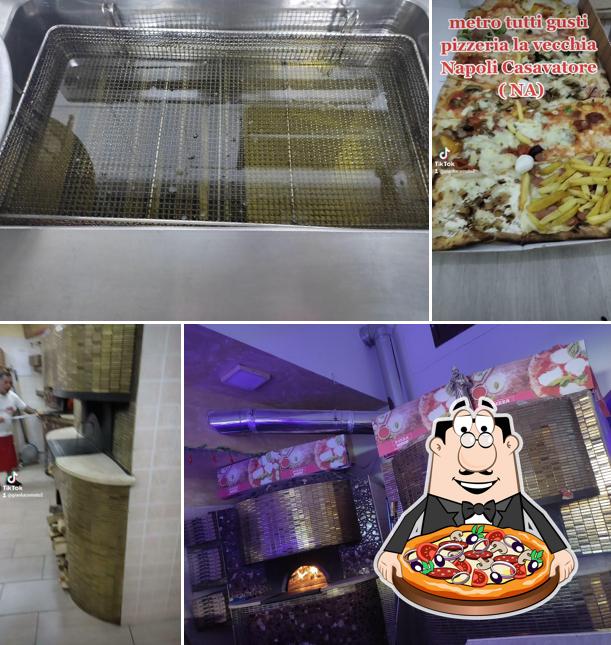 Scegli una pizza a Pizzeria friggitoria La vecchia Napoli di muto Gianluca