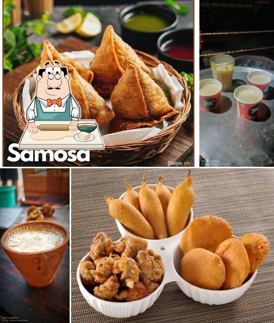 Samosa at ShahJi jalpaan Grah
