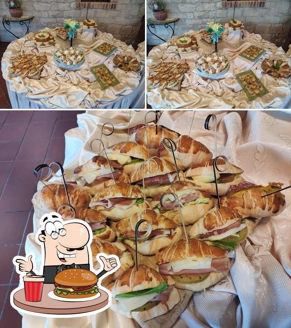 Prova un hamburger a Ristorante essenziale