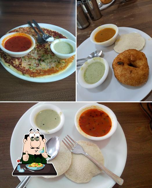 Meals at Gadag Express