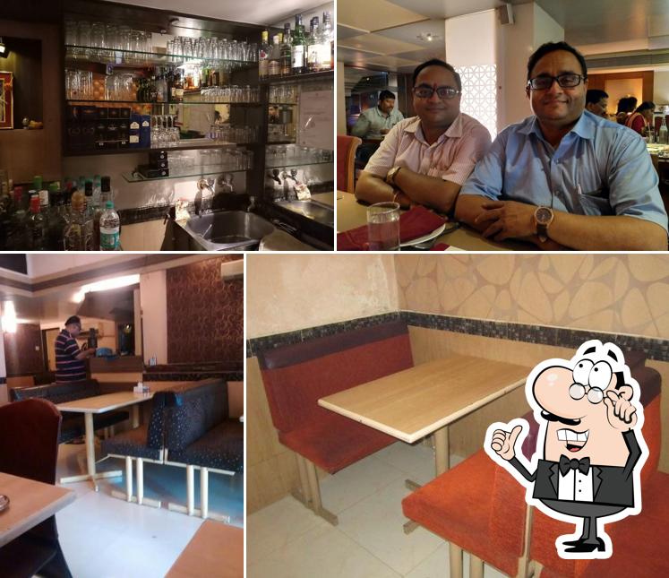 Check out how Moti's looks inside