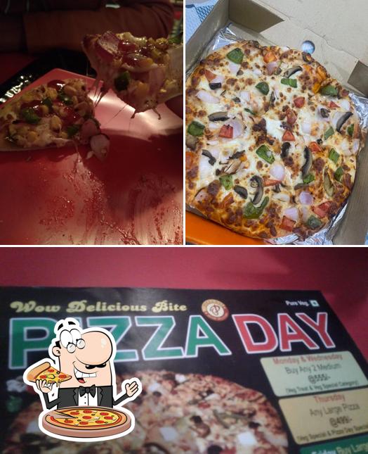 Try out pizza at Pizza day