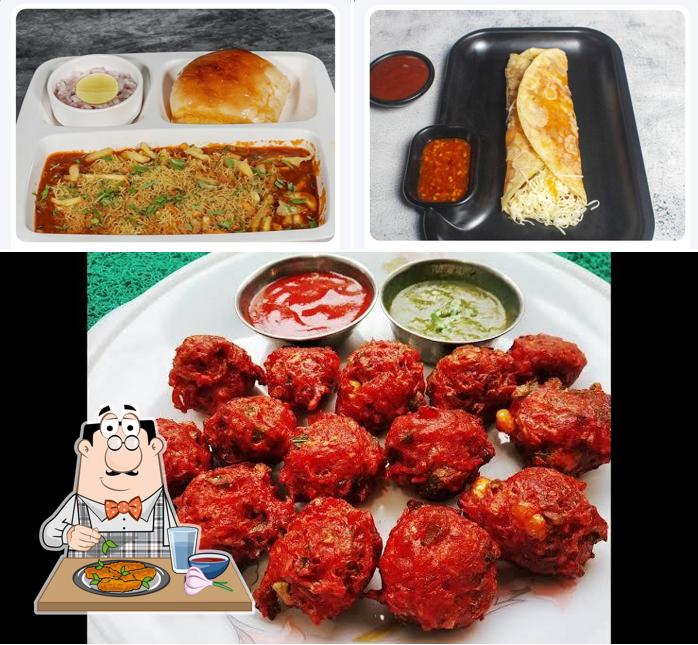 Chicken wings at Mumbai Vada Pav
