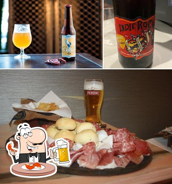 Puoi goderti un rinfrescante bicchiere di birra chiara o scura