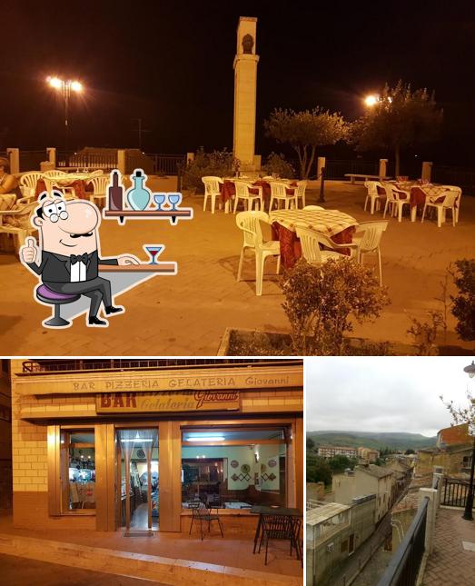 La foto della interni e esterno di Bar Pizzeria Gelateria Giovanni