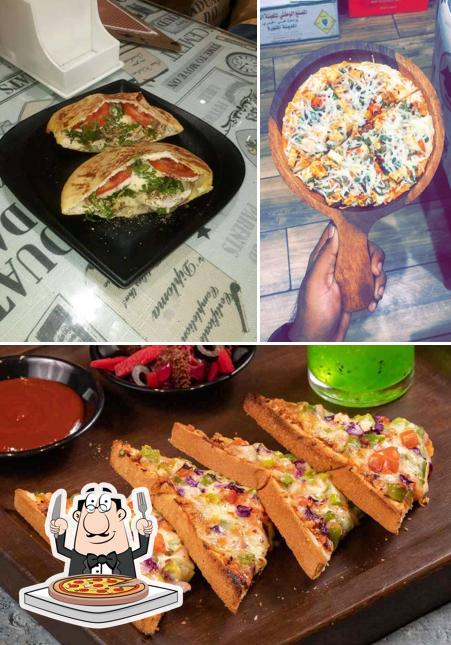Order pizza at Gwalia Baklawa