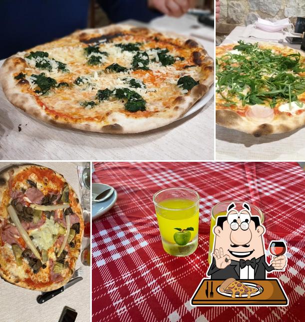 Ordina tra le svariate varianti di pizza