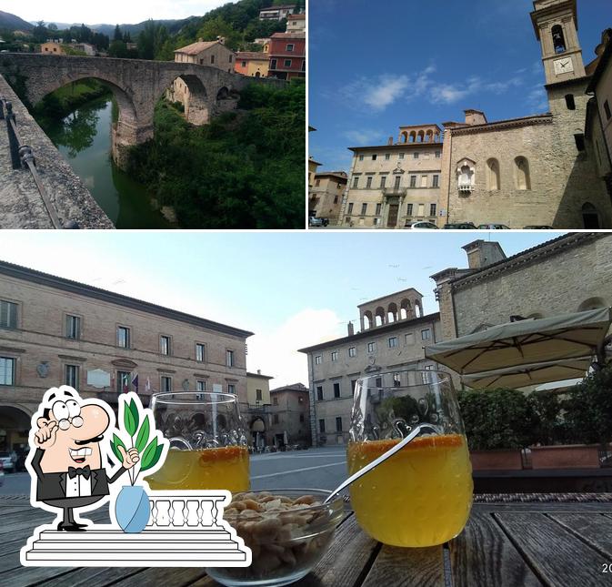 Guarda la immagine che presenta la esterno e alcol di Caffe Rinaldi Di Guerra Franco