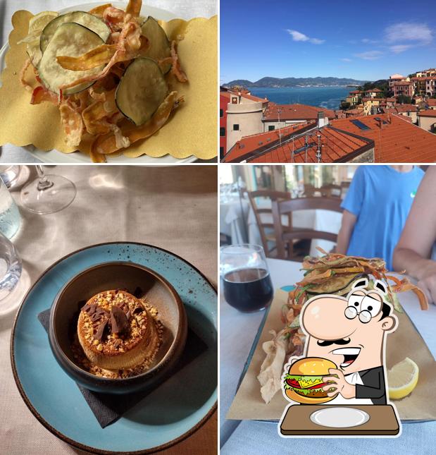 Prova un hamburger a La Barca Tellaro