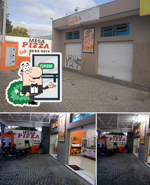MEGA PIZZA