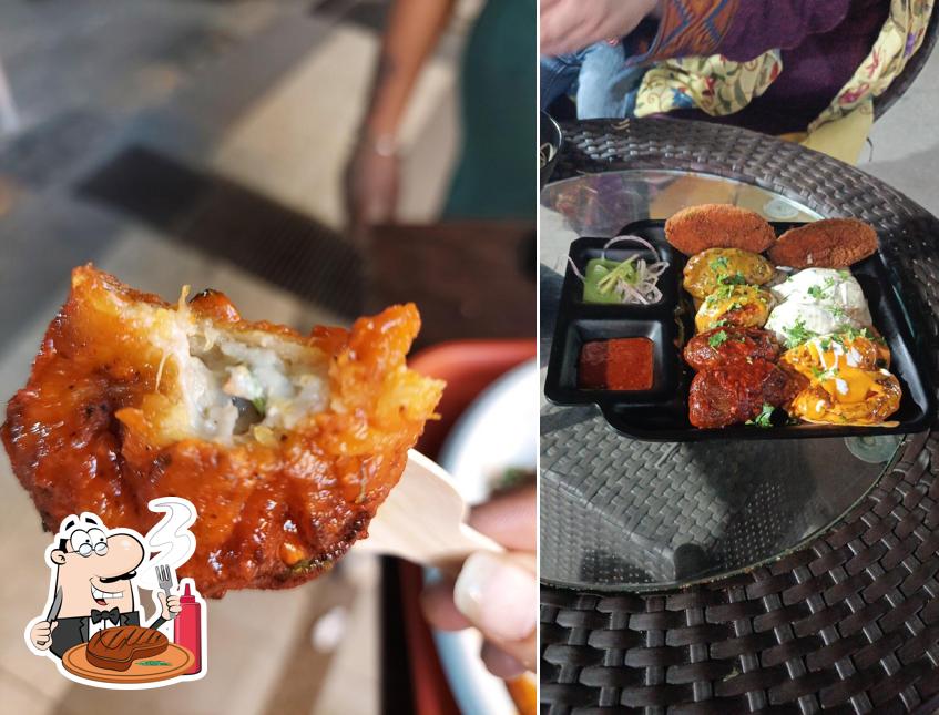 Baozi Momos offers meat meals