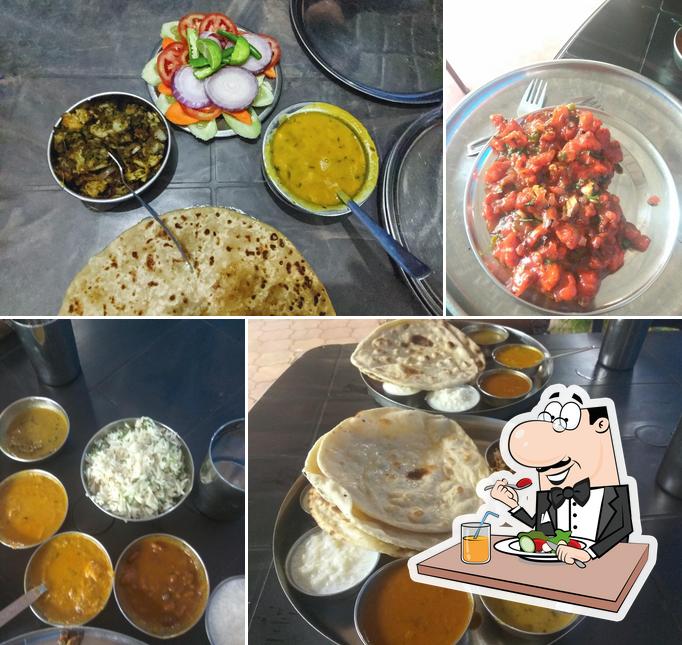 Food at Punjabi Rasoi